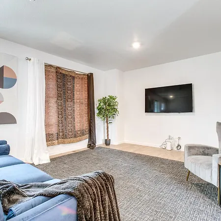 17 Mi To Denver Zoo Family-Friendly Aurora Home